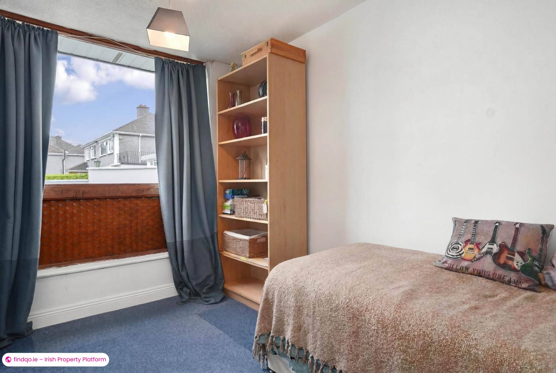 Semi-detached house for Sale in Dublin 14
