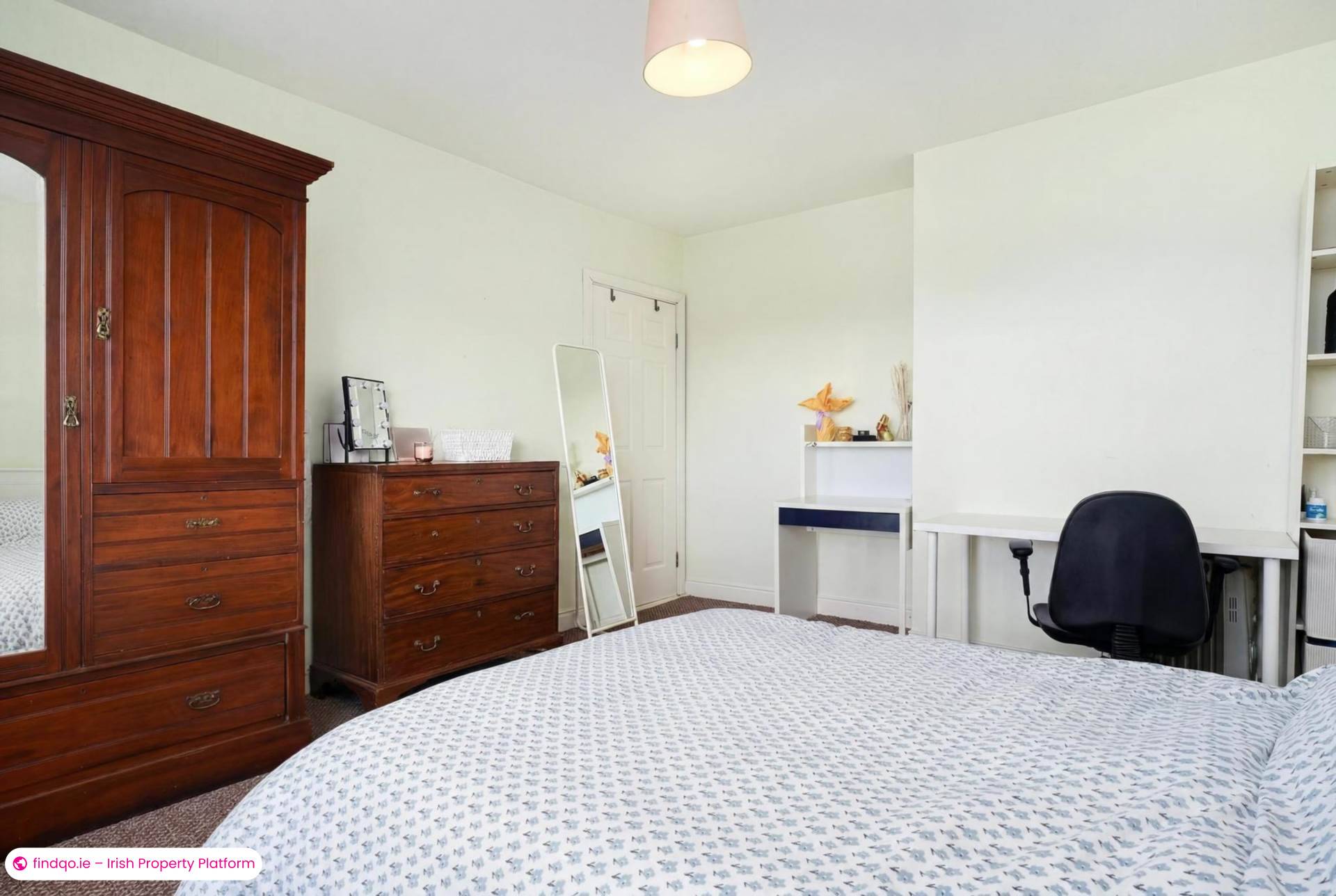 Semi-detached house for Sale in Dublin 14