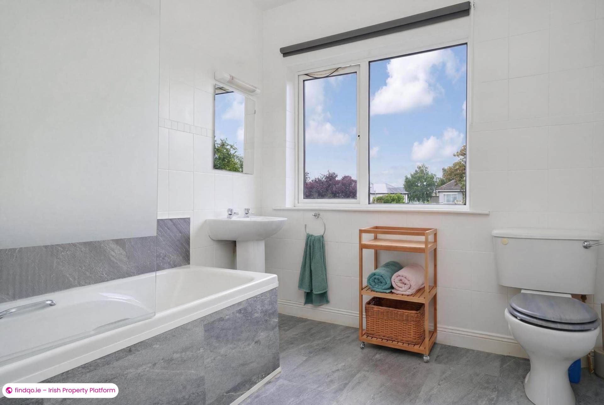 Semi-detached house for Sale in Dublin 14