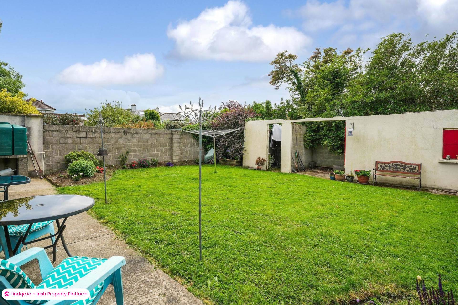 Semi-detached house for Sale in Dublin 14