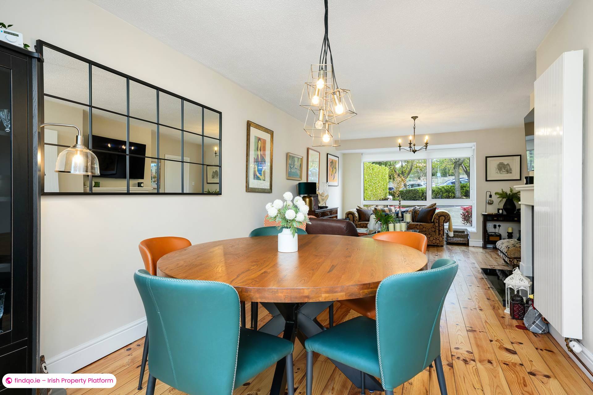 Semi-detached house for Sale in Dublin 18