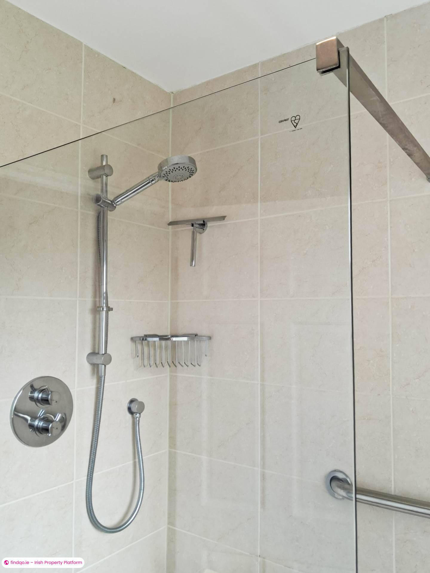 Semi-detached house for Sale in Dublin 16