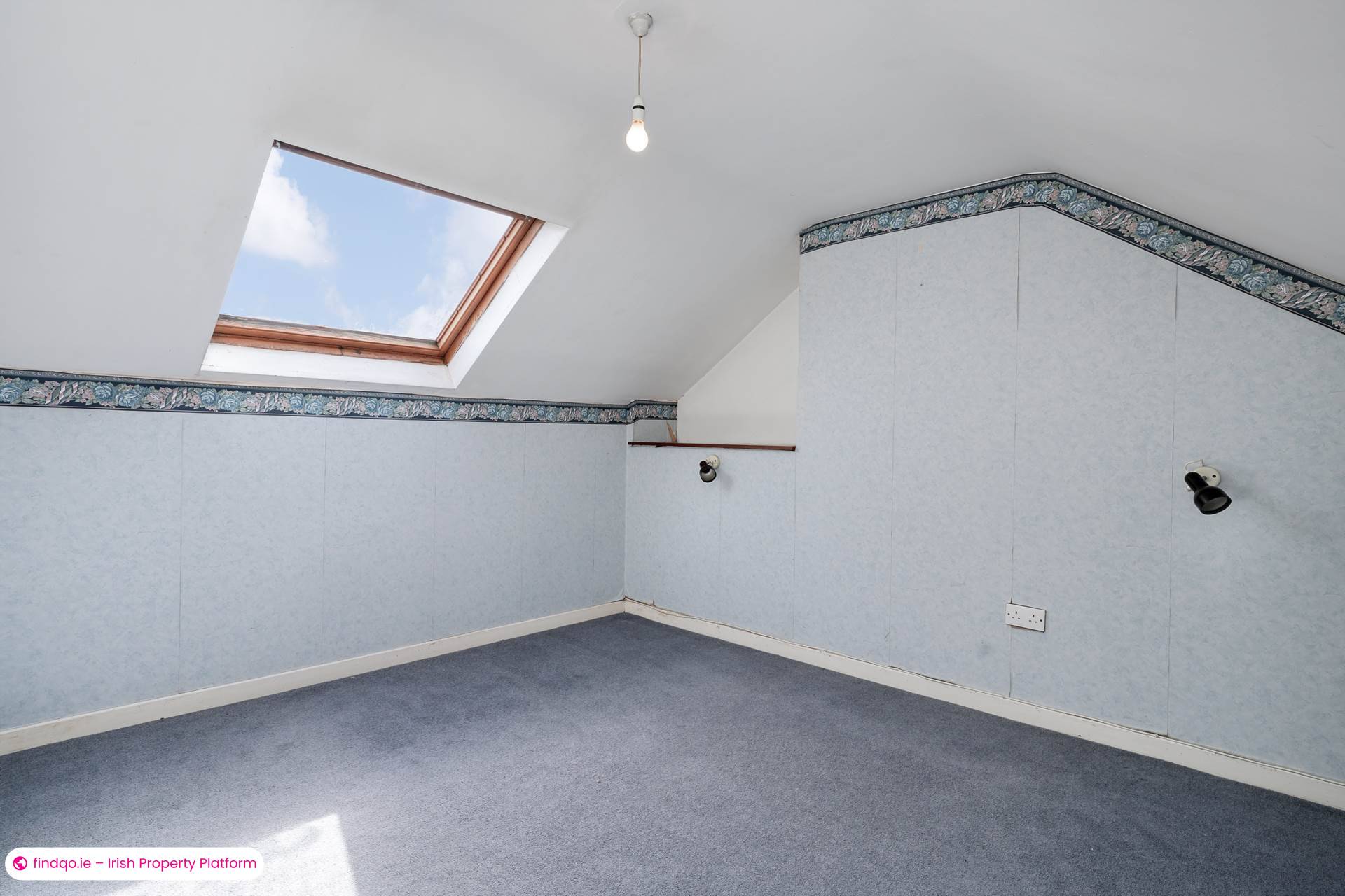 Semi-detached house for Sale in Dublin 16
