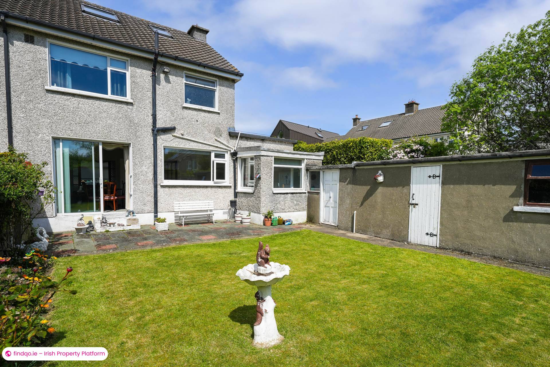 Semi-detached house for Sale in Dublin 16
