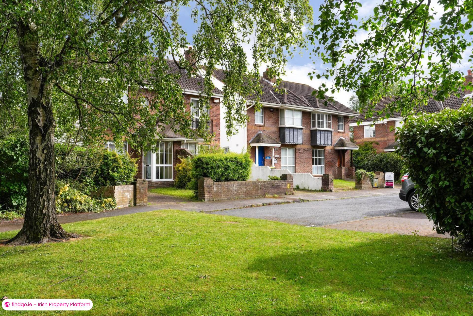 Semi-detached house for Sale in Dublin 14