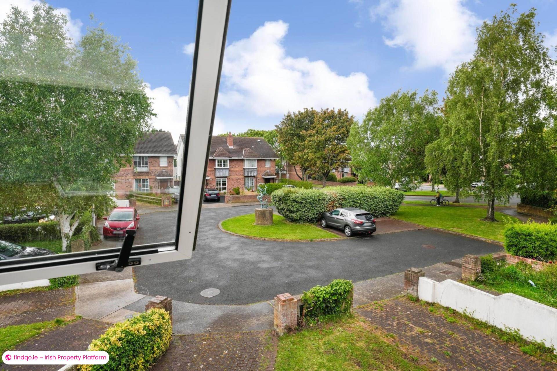 Semi-detached house for Sale in Dublin 14