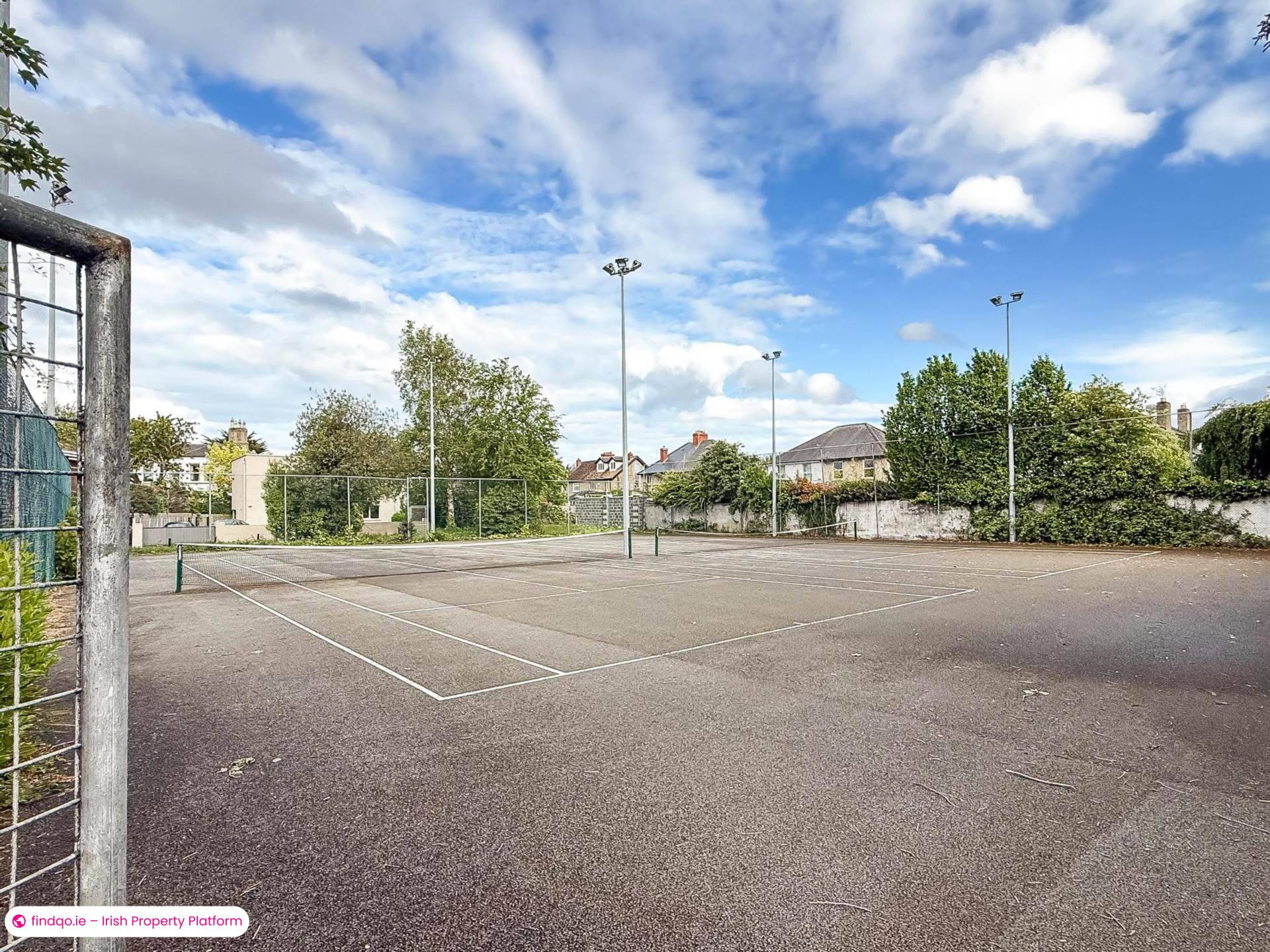 Semi-detached house for Sale in Dublin 14