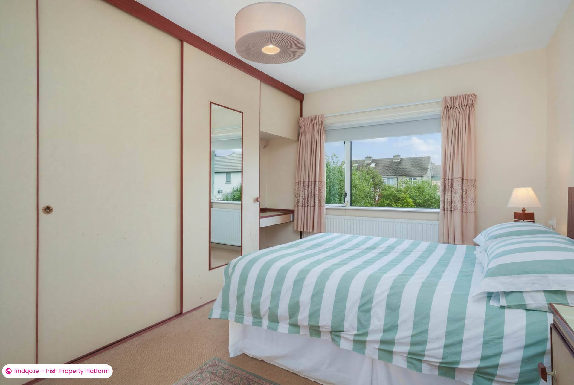 Semi-detached house for Sale in Dun Laoghaire, Dublin (County)