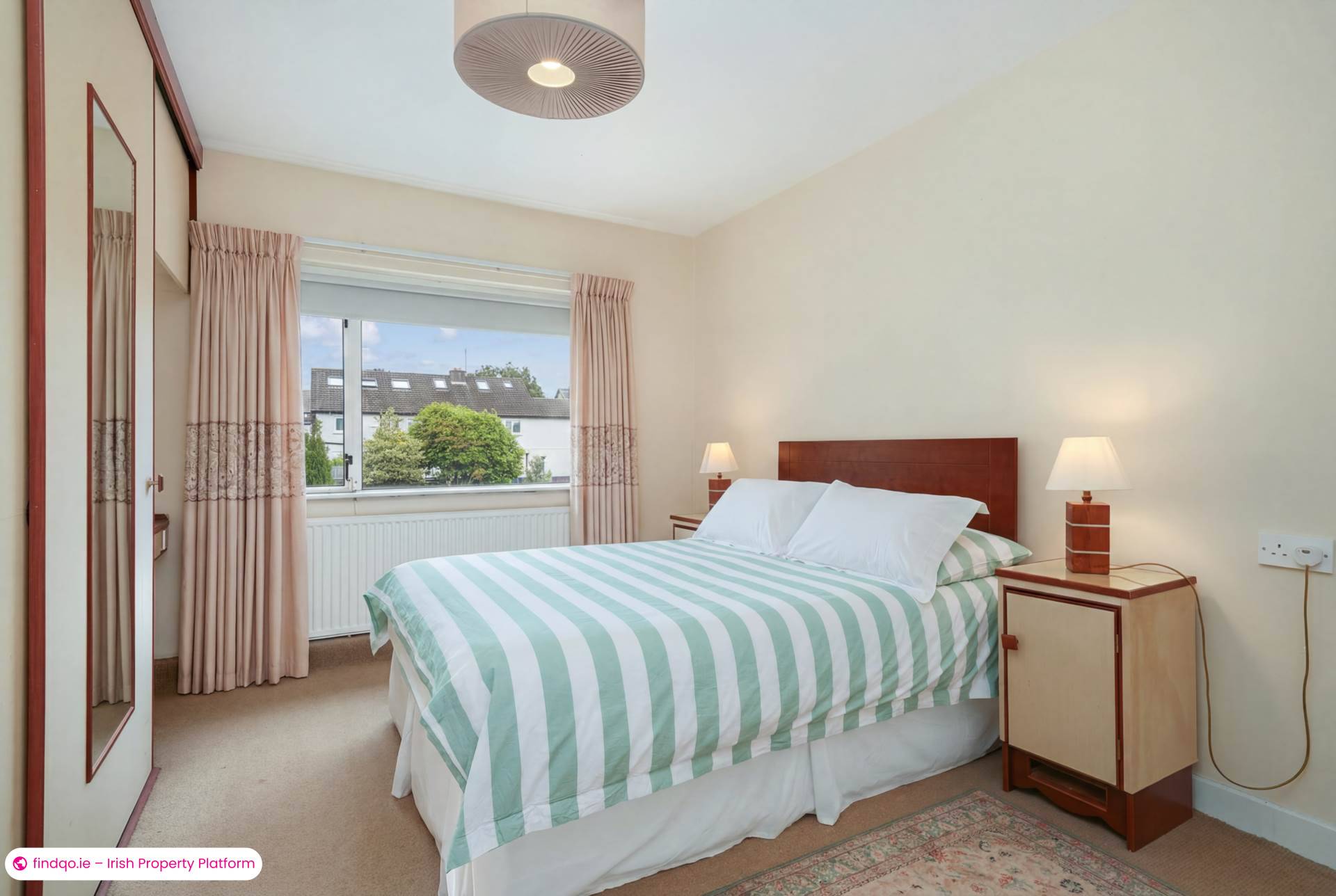 Semi-detached house for Sale in Dun Laoghaire, Dublin (County)
