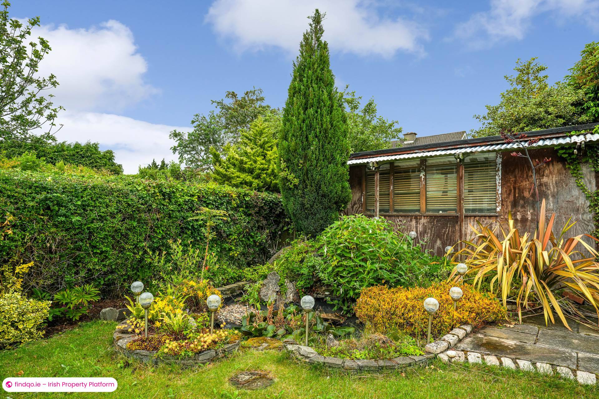 Semi-detached house for Sale in Dun Laoghaire, Dublin (County)
