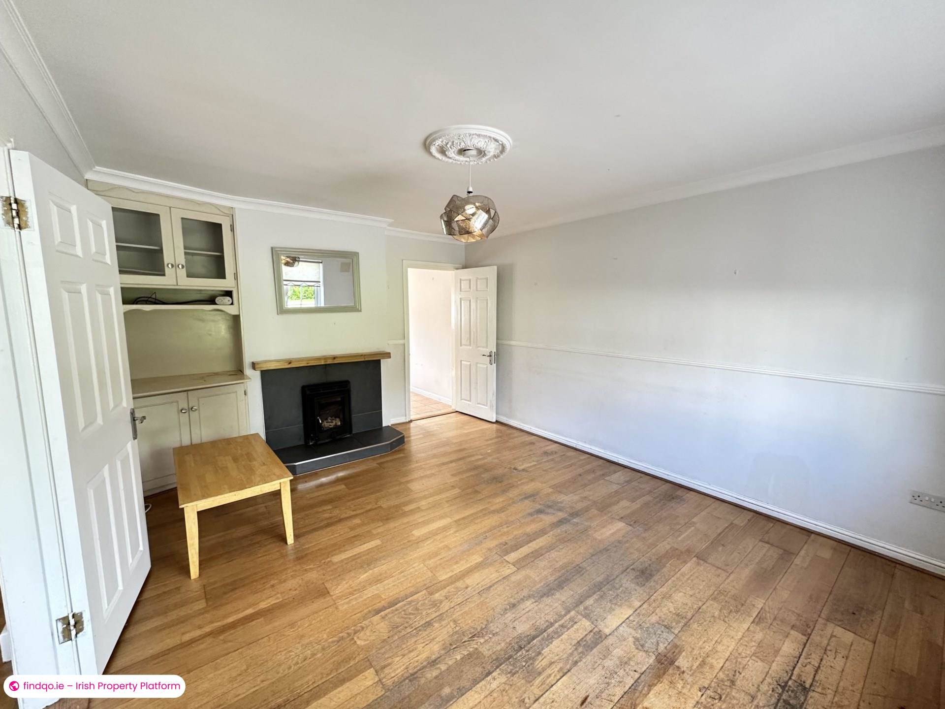 Semi-detached house for Sale in 2 Cregg Close, Oughterard, Galway H91 WY4E