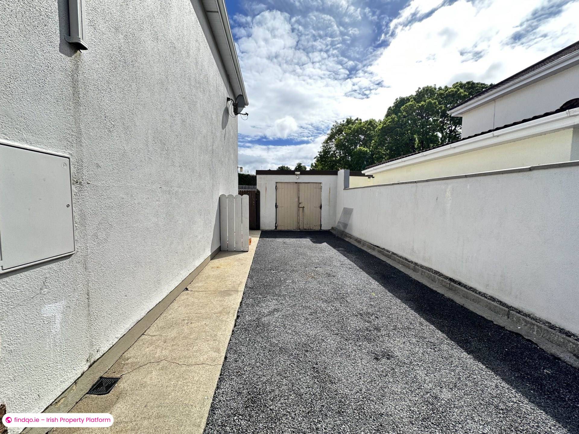 Semi-detached house for Sale in 2 Cregg Close, Oughterard, Galway H91 WY4E