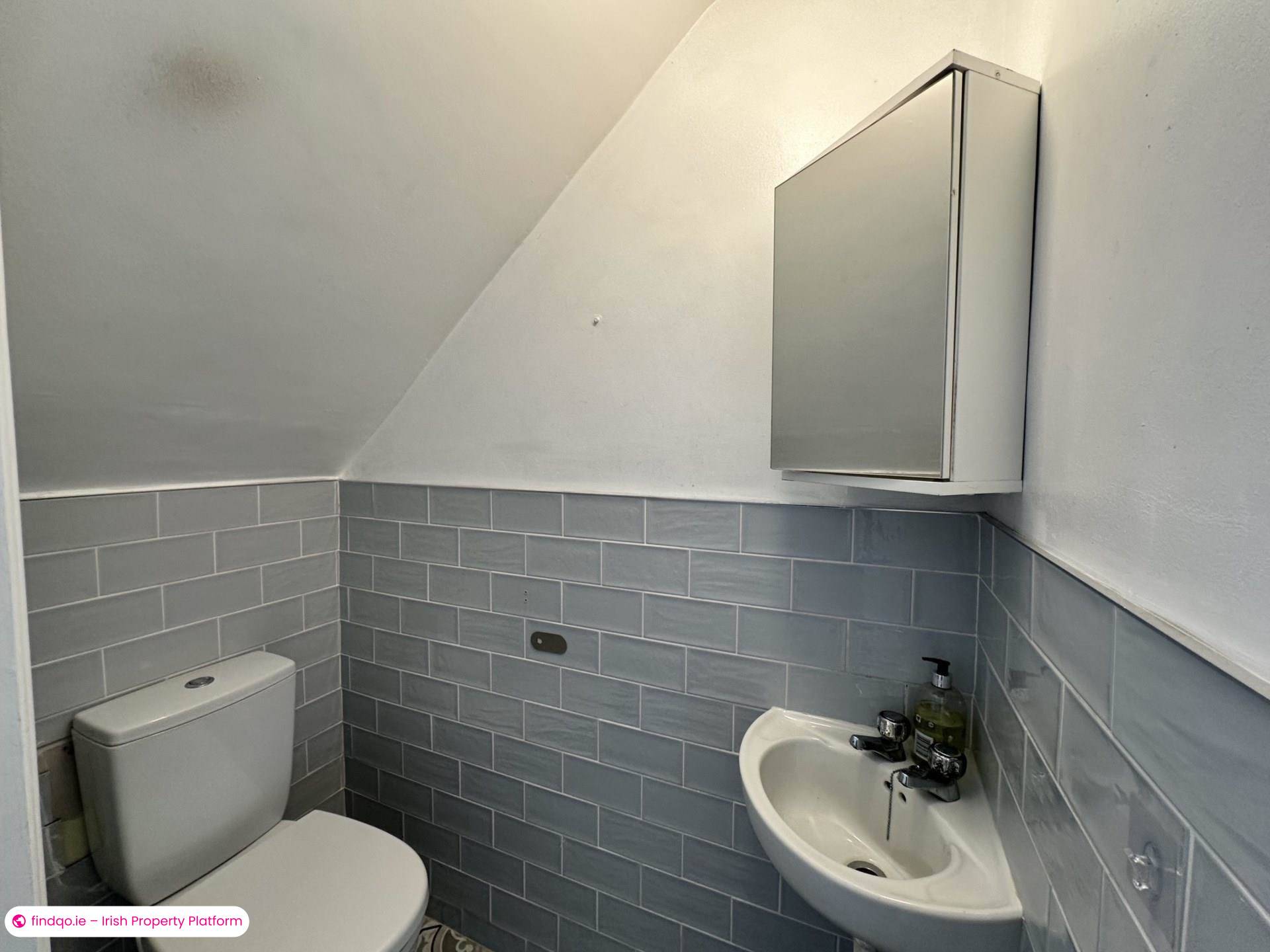 Semi-detached house for Sale in 2 Cregg Close, Oughterard, Galway H91 WY4E