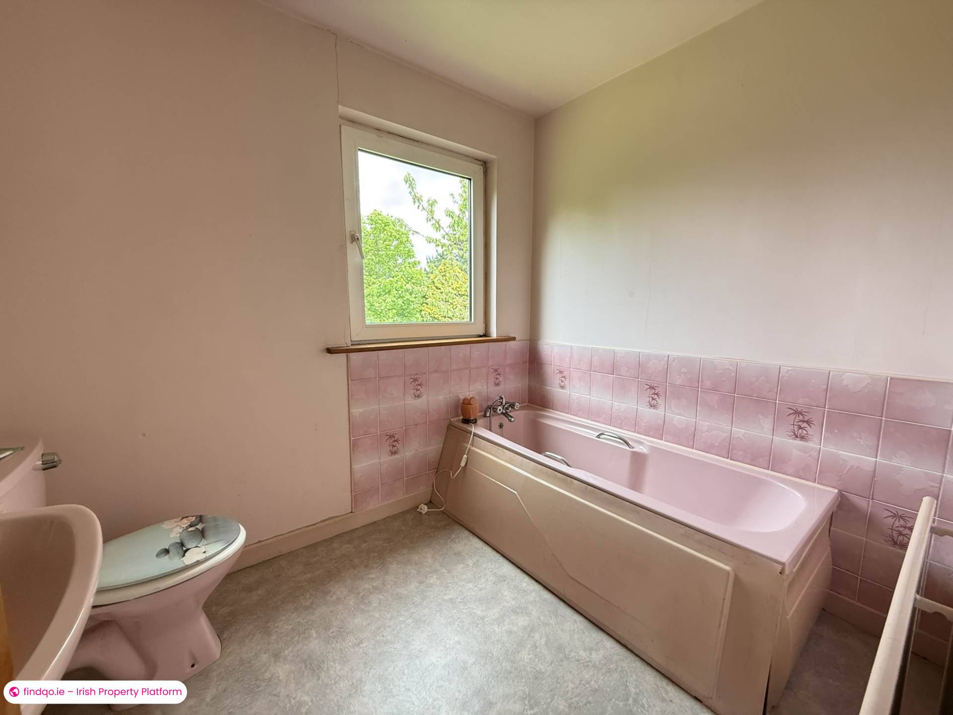 Detached house for Sale in Ardfinnan, Tipperary