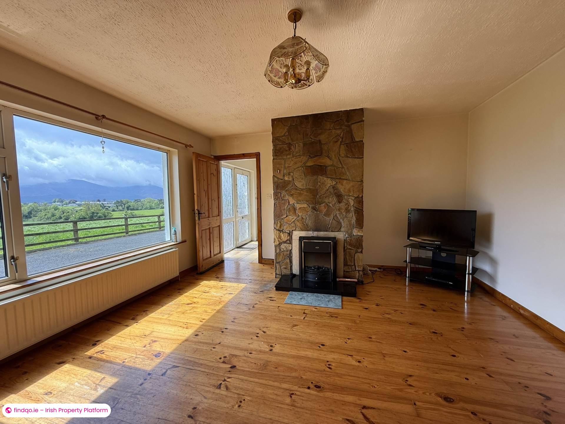 Detached house for Sale in Ardfinnan, Tipperary