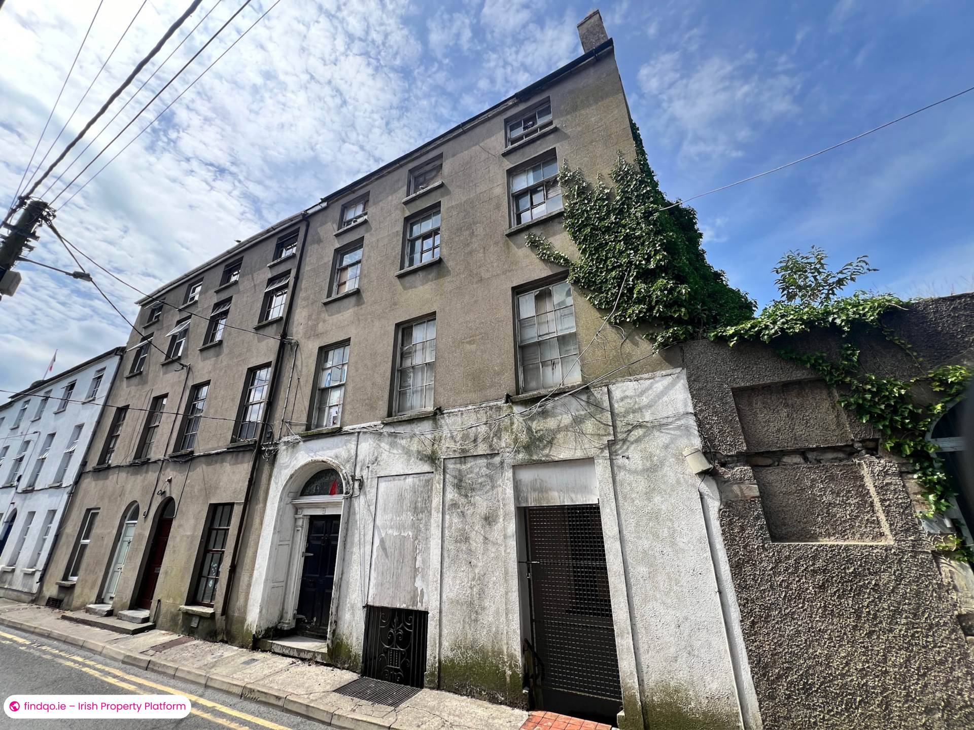 End of terrace house for Sale in Clonmel, Tipperary
