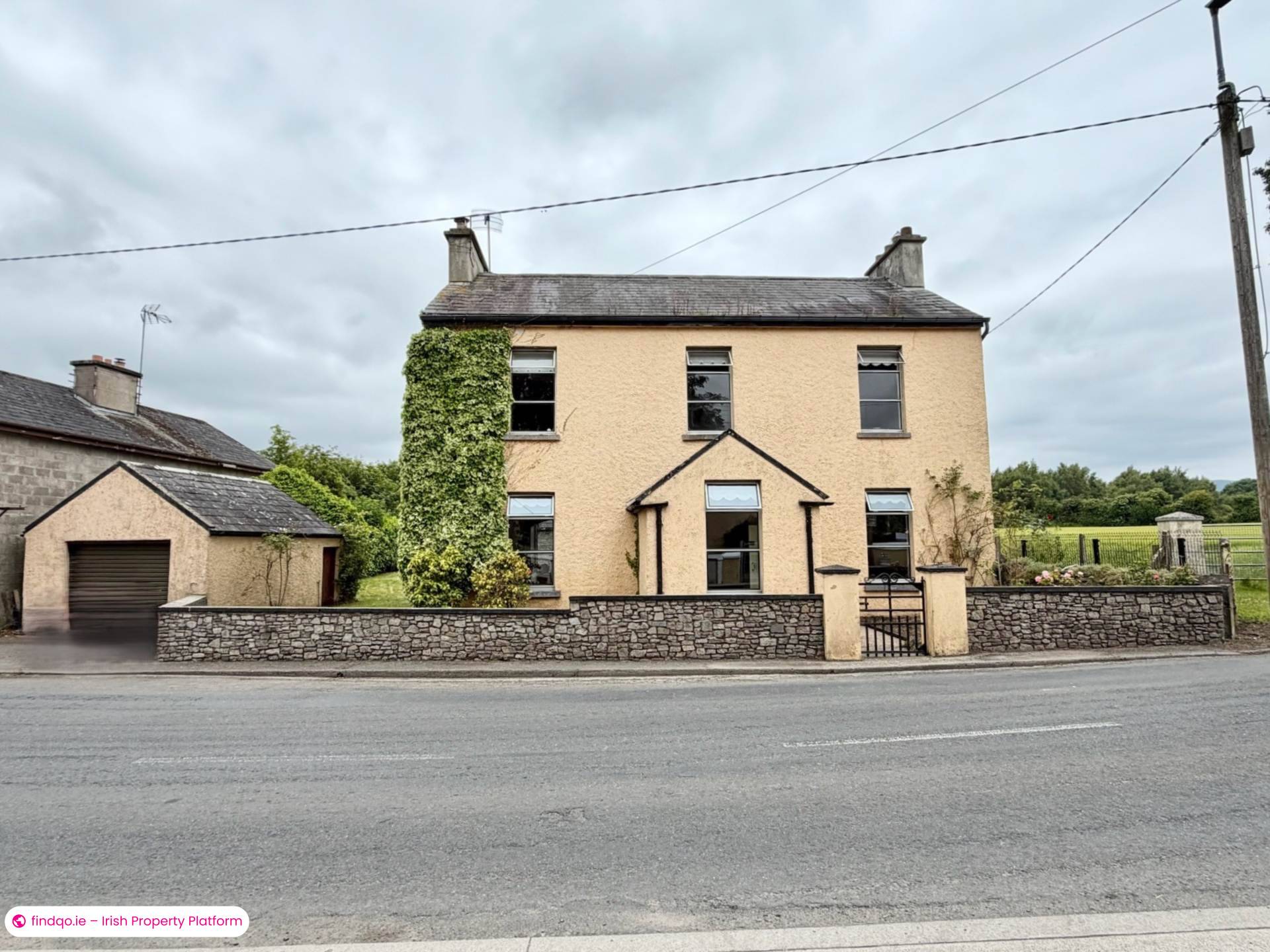 Detached house for Sale in Cahir, Tipperary