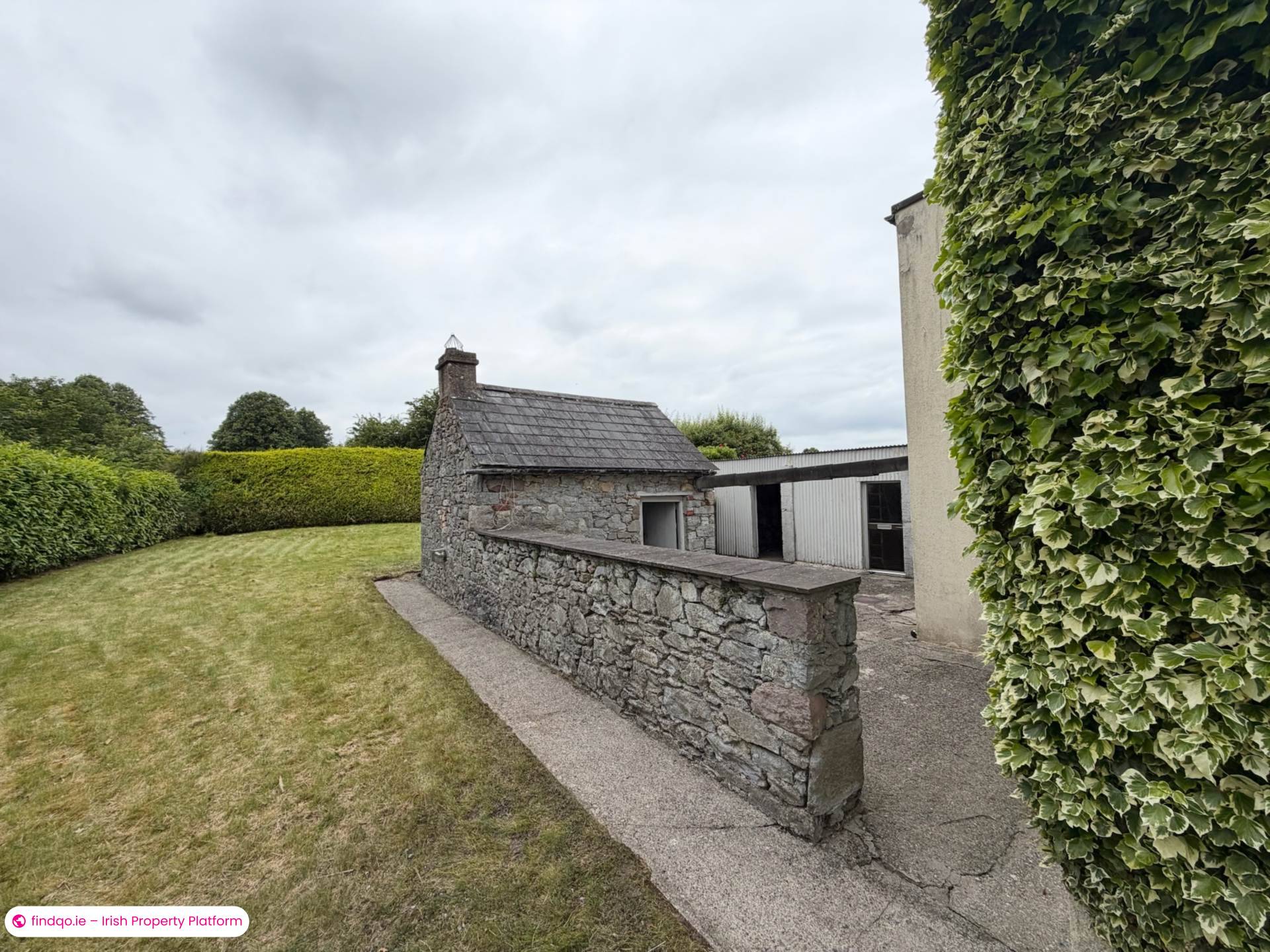 Detached house for Sale in Cahir, Tipperary