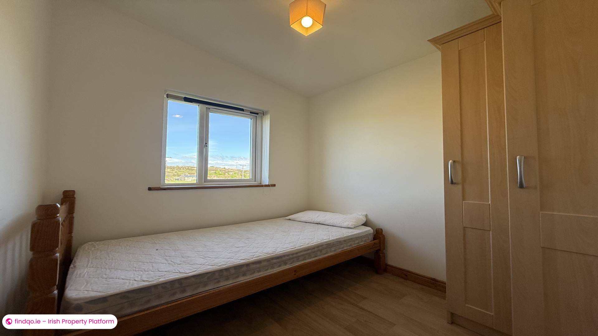 Detached house for Sale in Burtonport, Donegal
