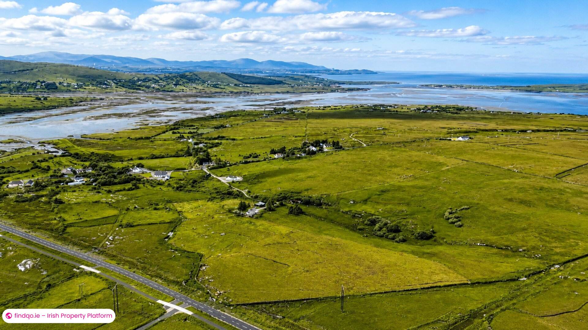 Detached house for Sale in Lettermacaward, Donegal