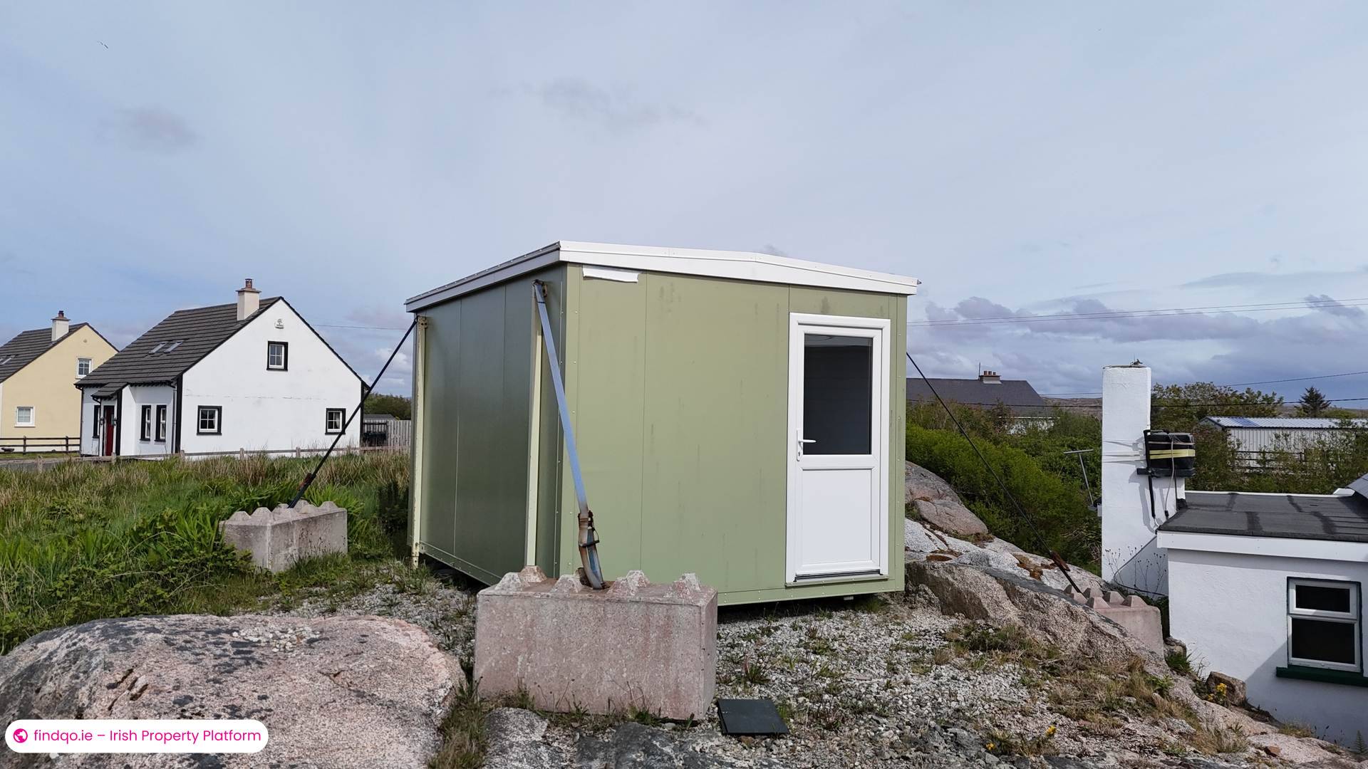 Detached house for Sale in Burtonport, Donegal