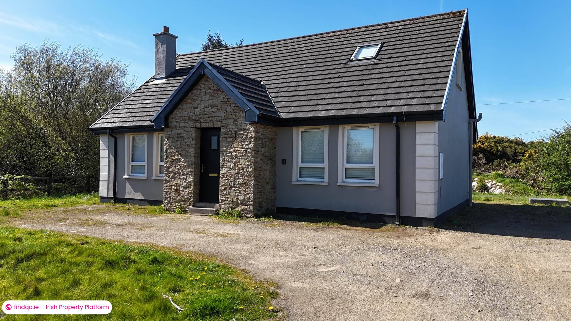 Detached house for Sale in Burtonport, Donegal
