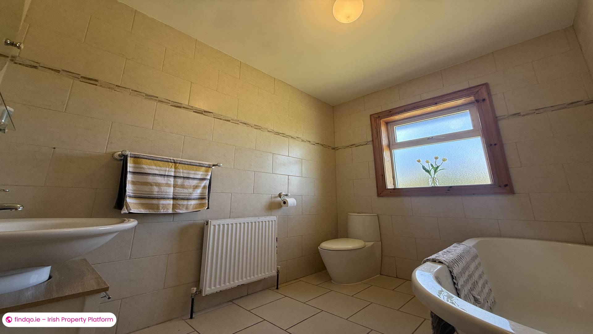 Detached house for Sale in Burtonport, Donegal