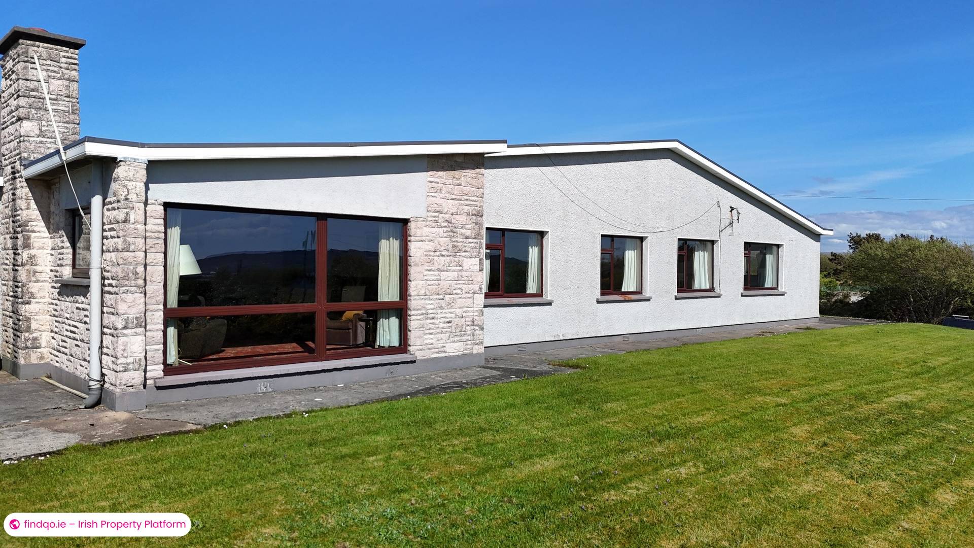 Detached house for Sale in Burtonport, Donegal
