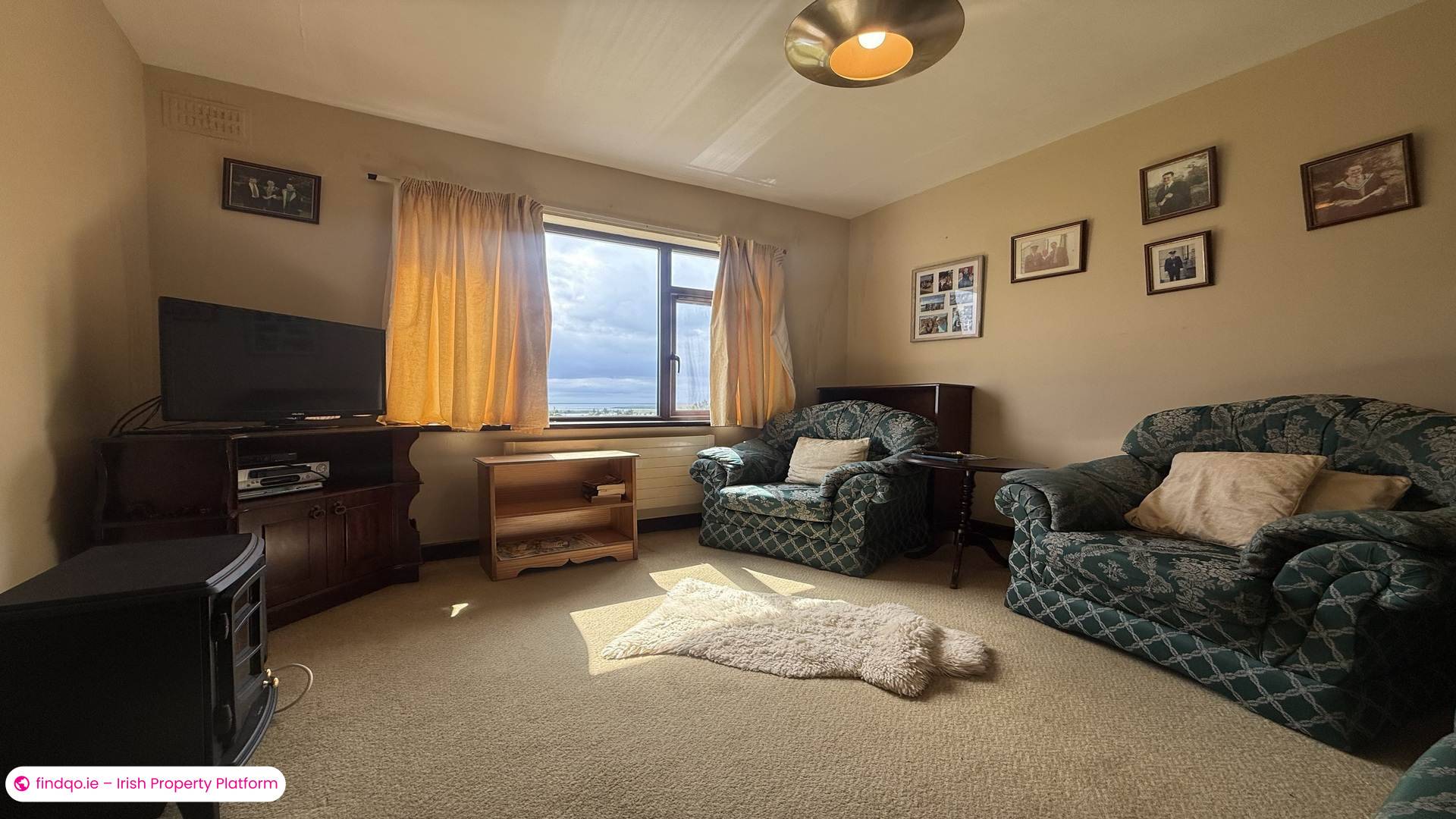 Detached house for Sale in Burtonport, Donegal