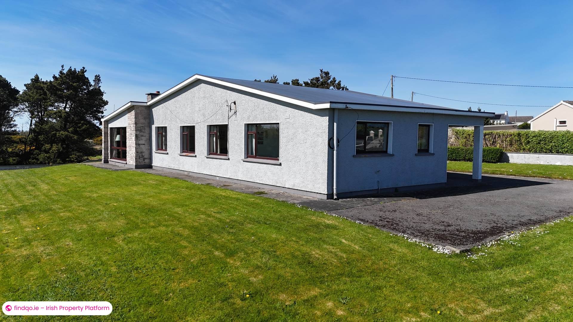 Detached house for Sale in Burtonport, Donegal