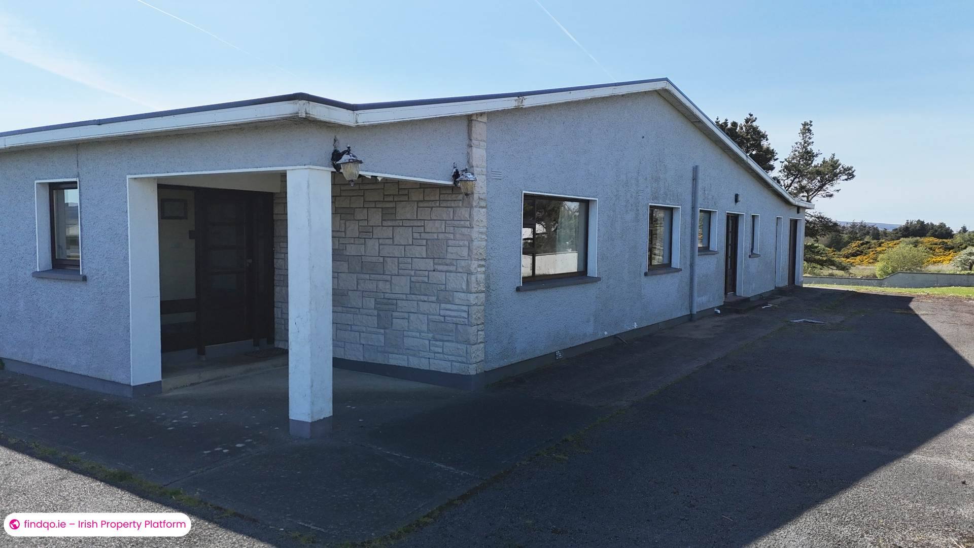 Detached house for Sale in Burtonport, Donegal