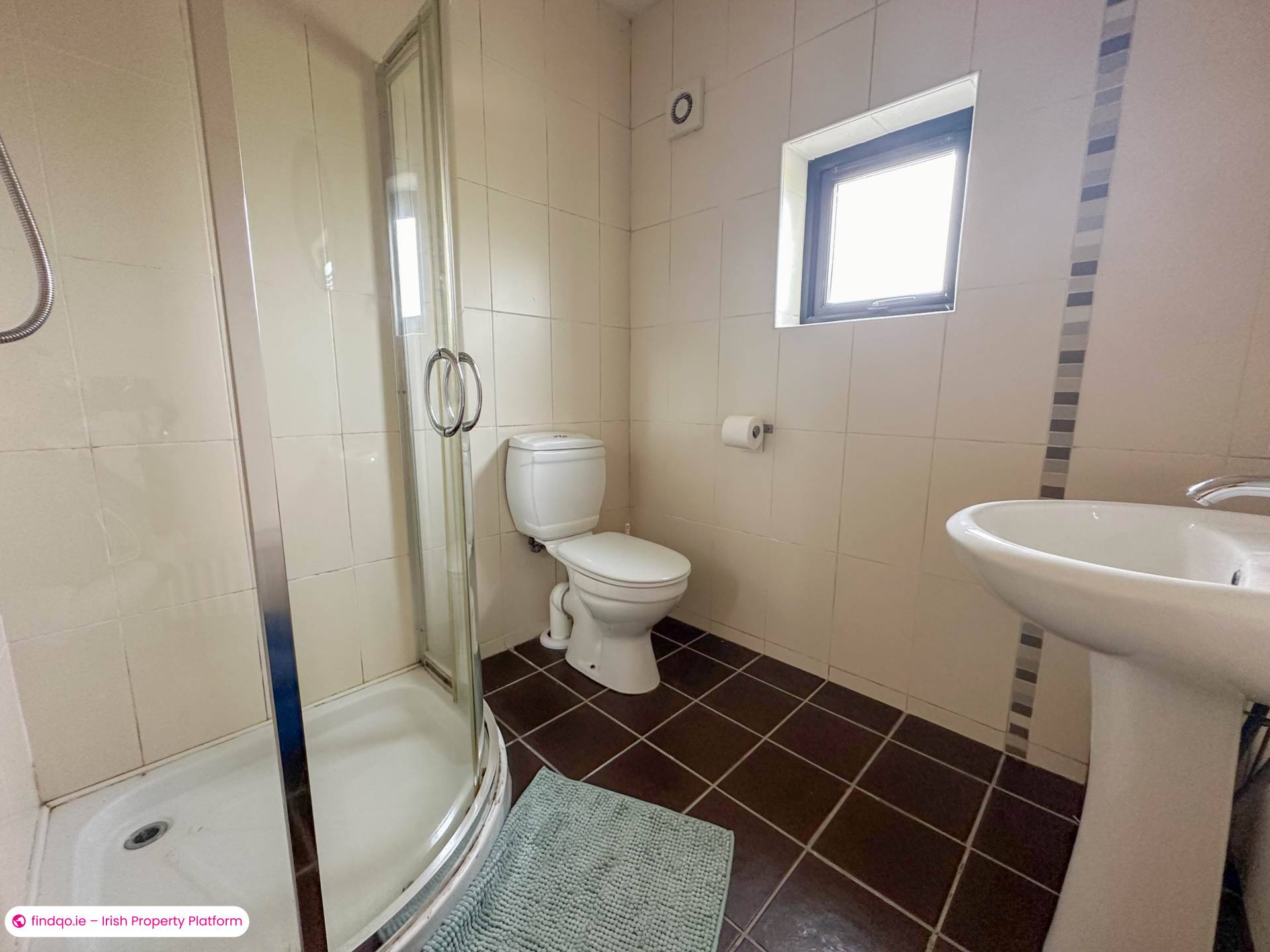 Detached house for Sale in Derrybeg, Donegal