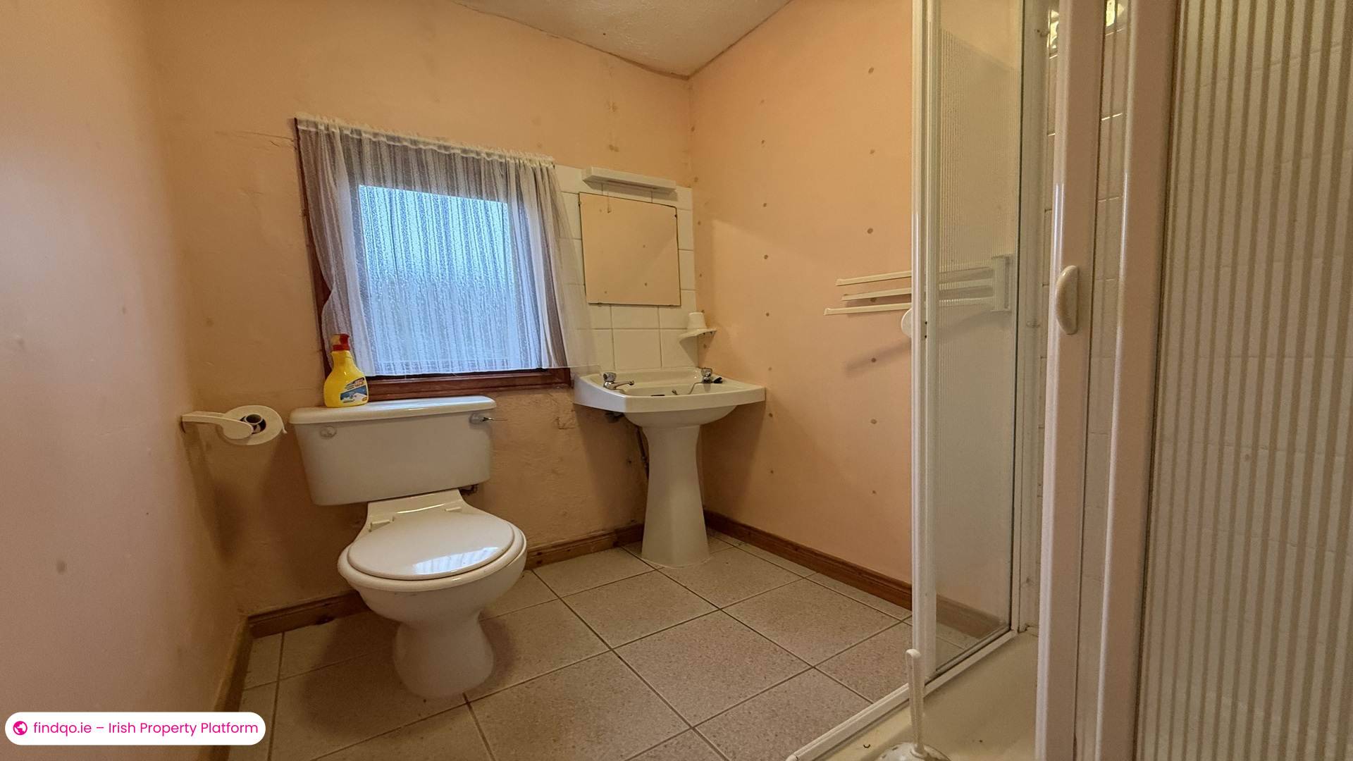Detached house for Sale in Burtonport, Donegal