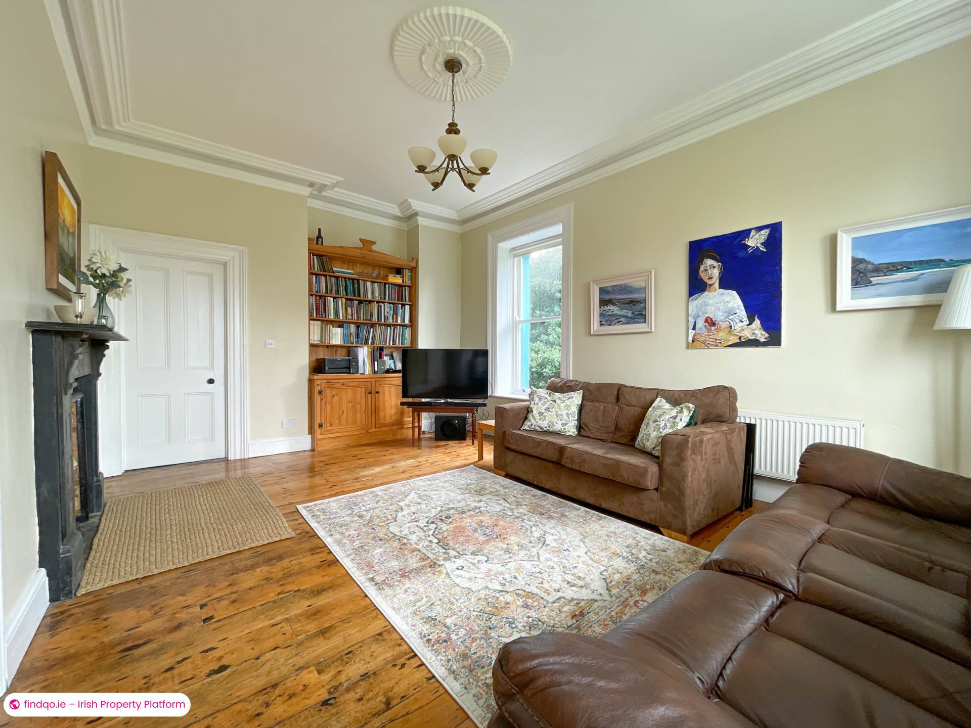 Detached house for Sale in Burtonport, Donegal