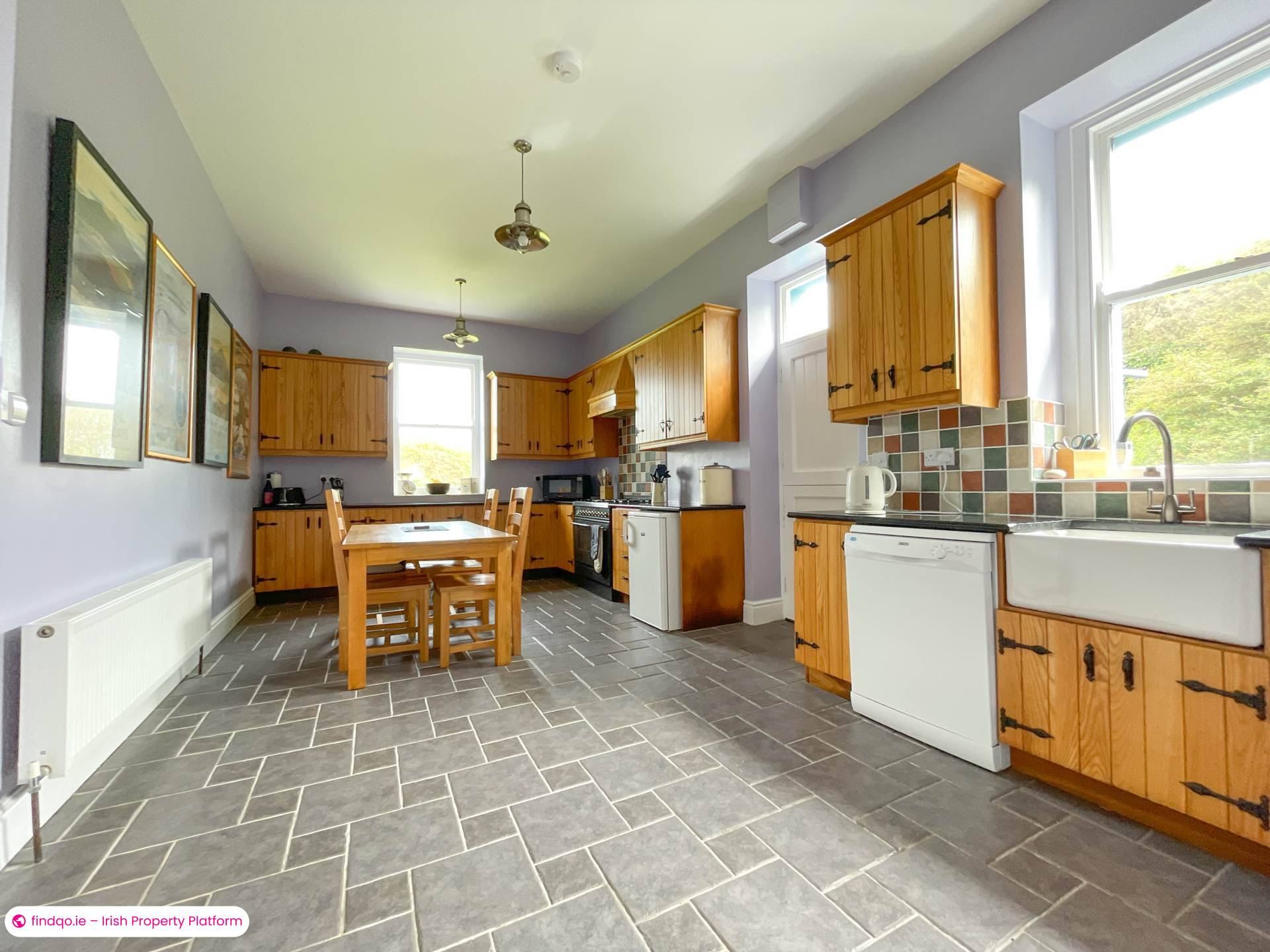 Detached house for Sale in Burtonport, Donegal