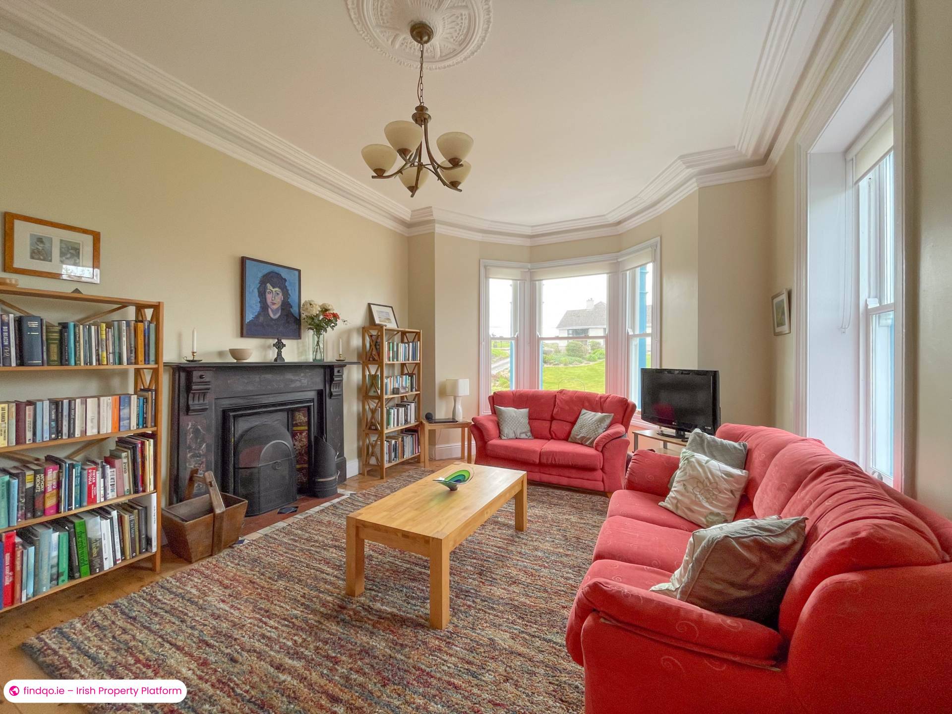 Detached house for Sale in Burtonport, Donegal