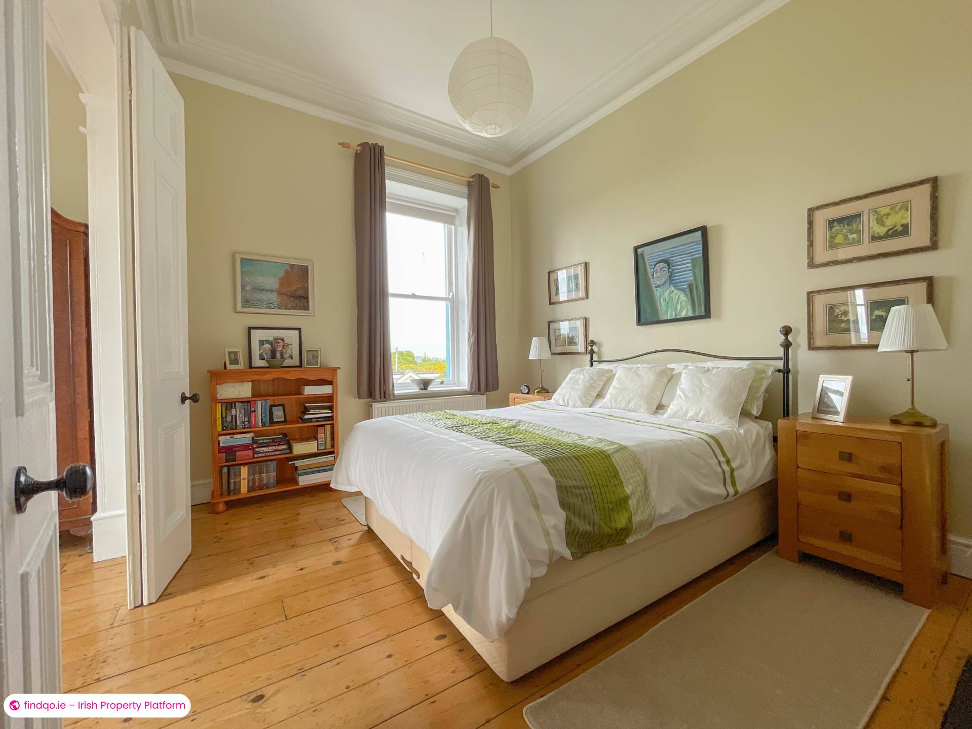Detached house for Sale in Burtonport, Donegal