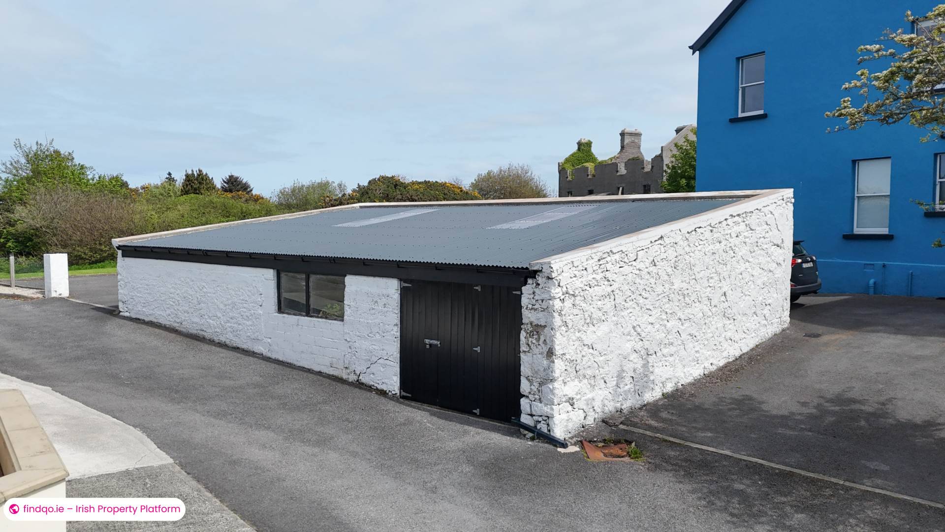 Detached house for Sale in Burtonport, Donegal