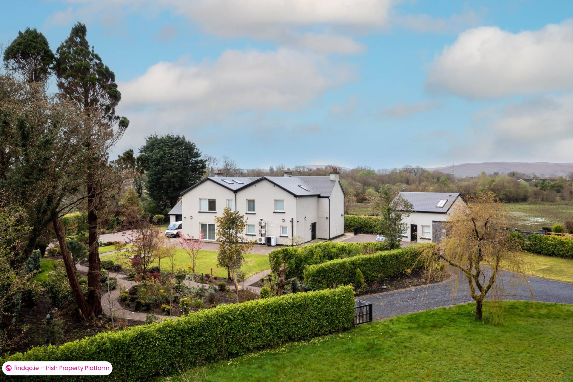 Detached house for Sale in Oughterard, Galway