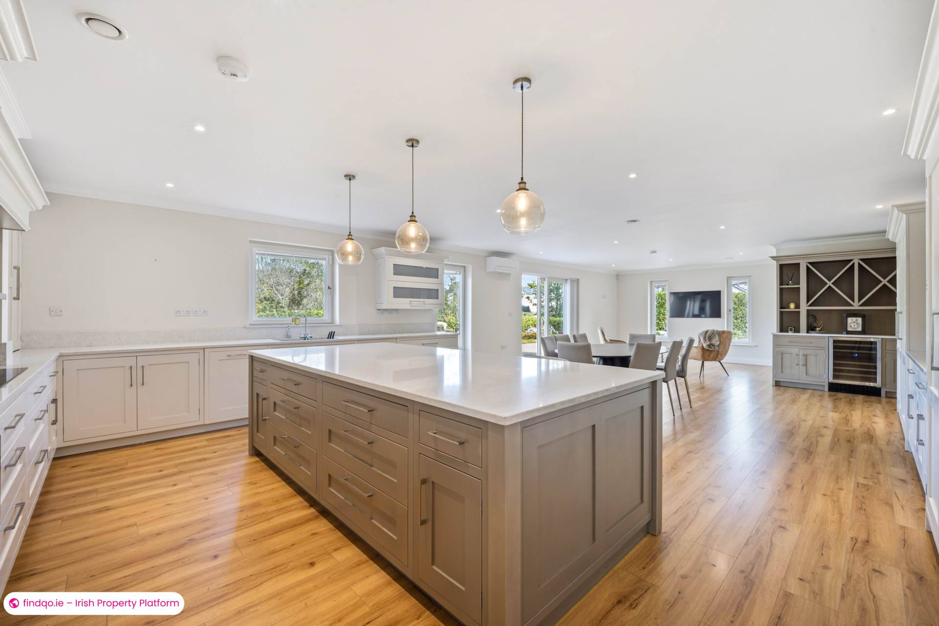 Detached house for Sale in Oughterard, Galway