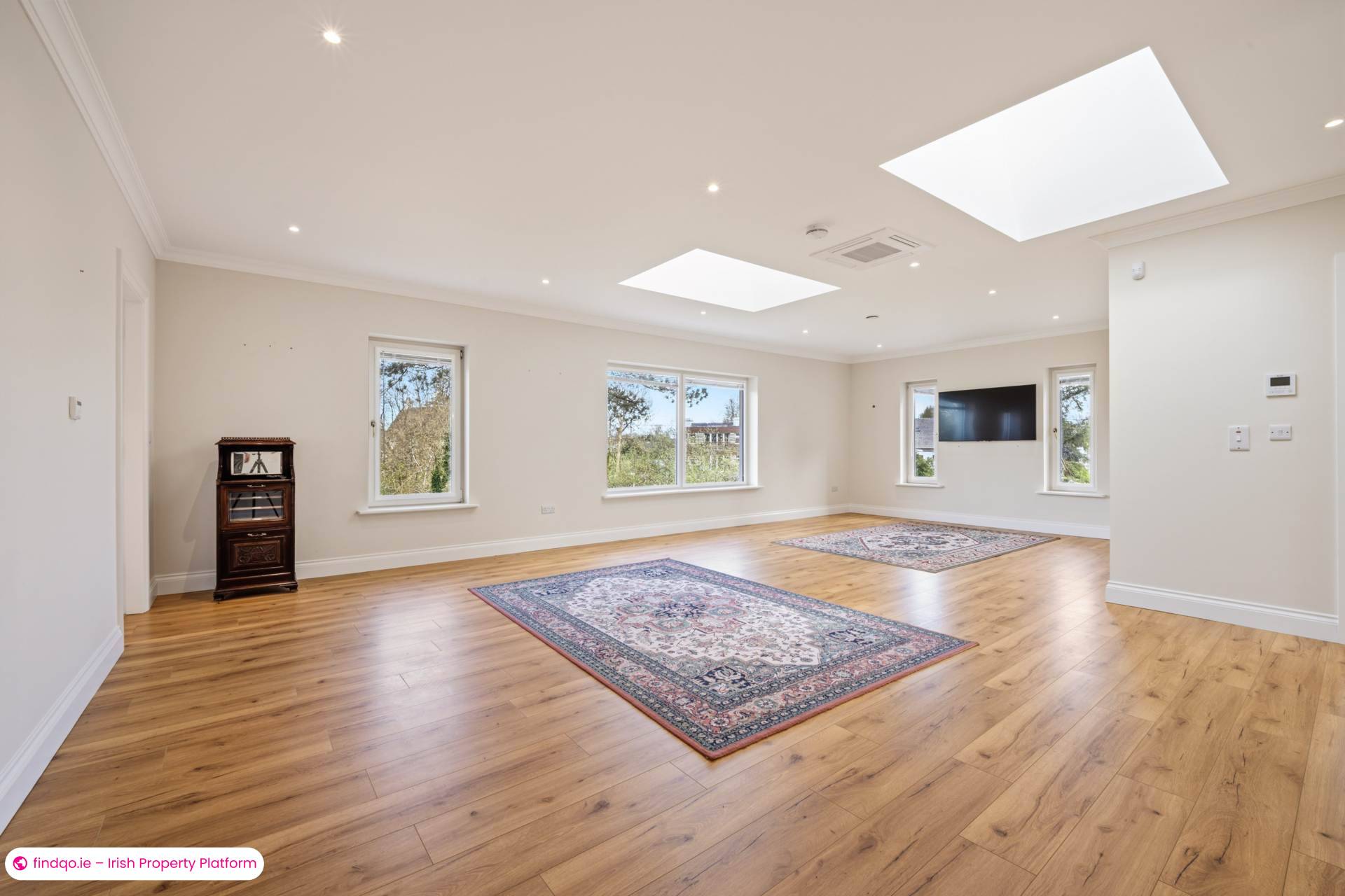Detached house for Sale in Oughterard, Galway