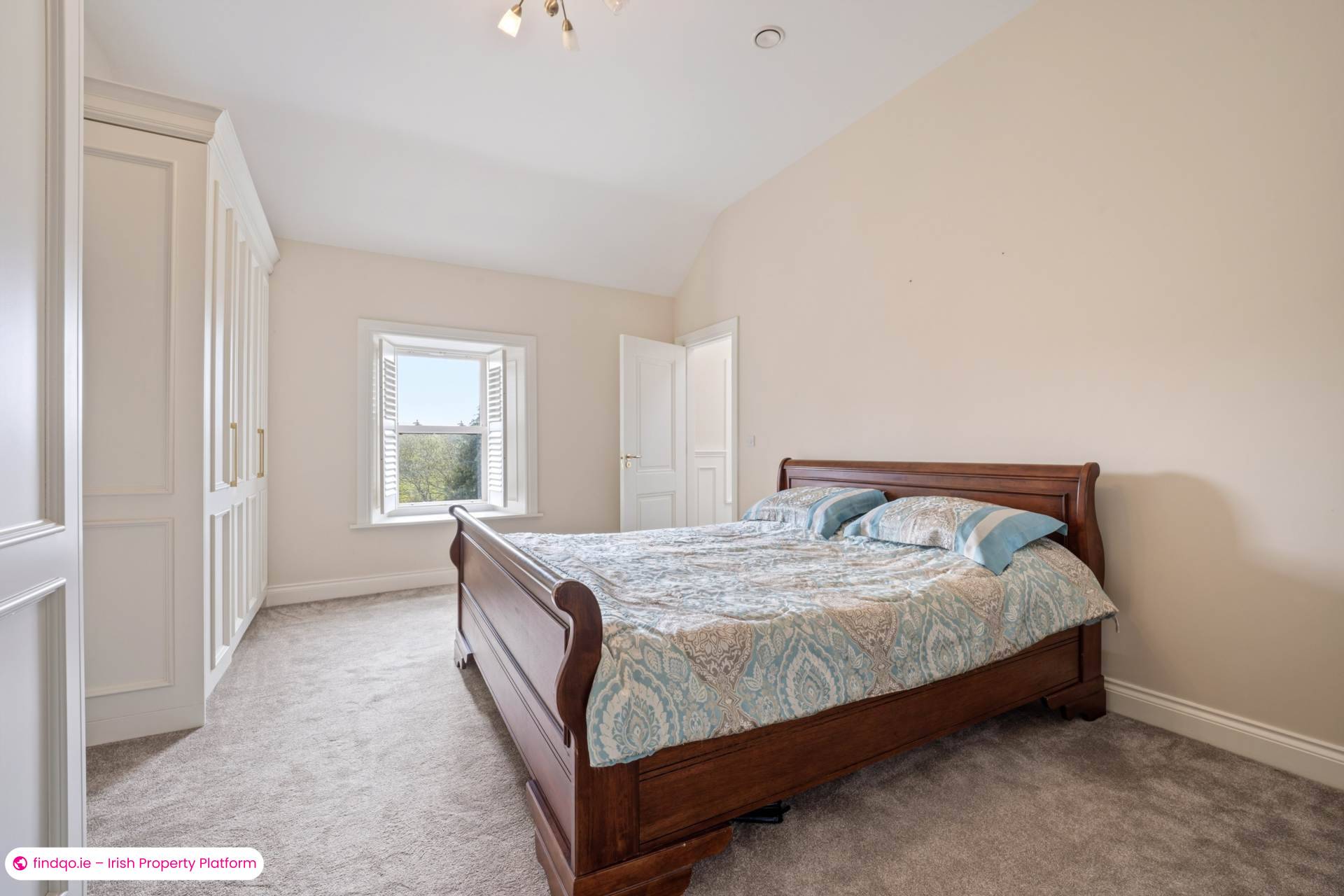 Detached house for Sale in Oughterard, Galway