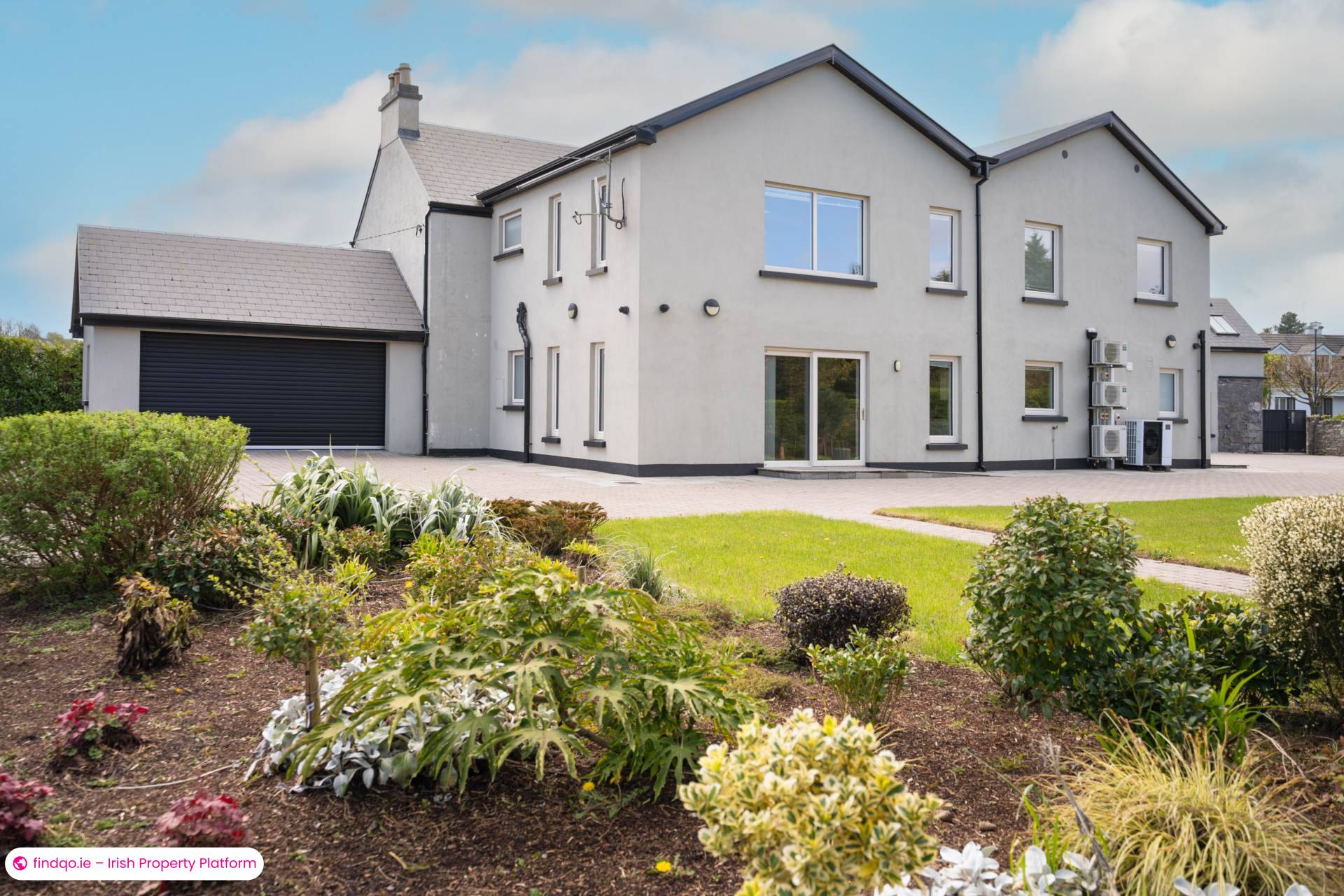 Detached house for Sale in Oughterard, Galway