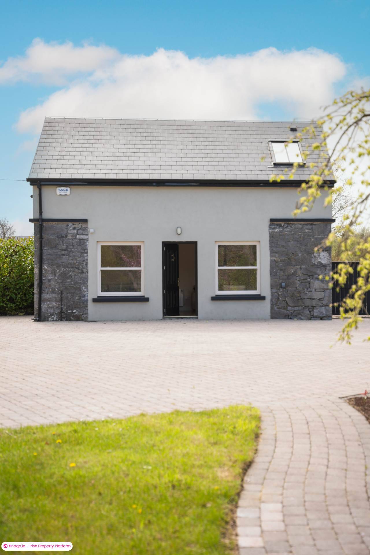 Detached house for Sale in Oughterard, Galway