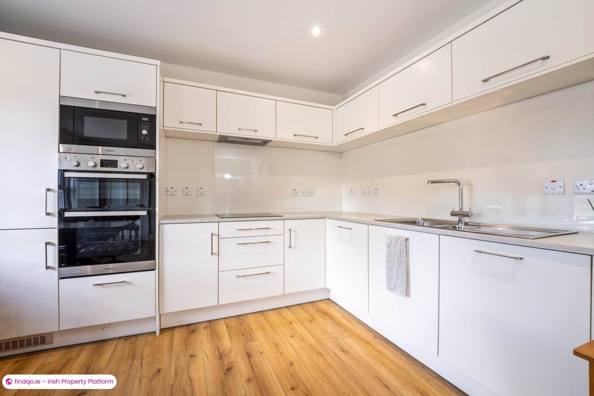 Detached house for Sale in Oughterard, Galway