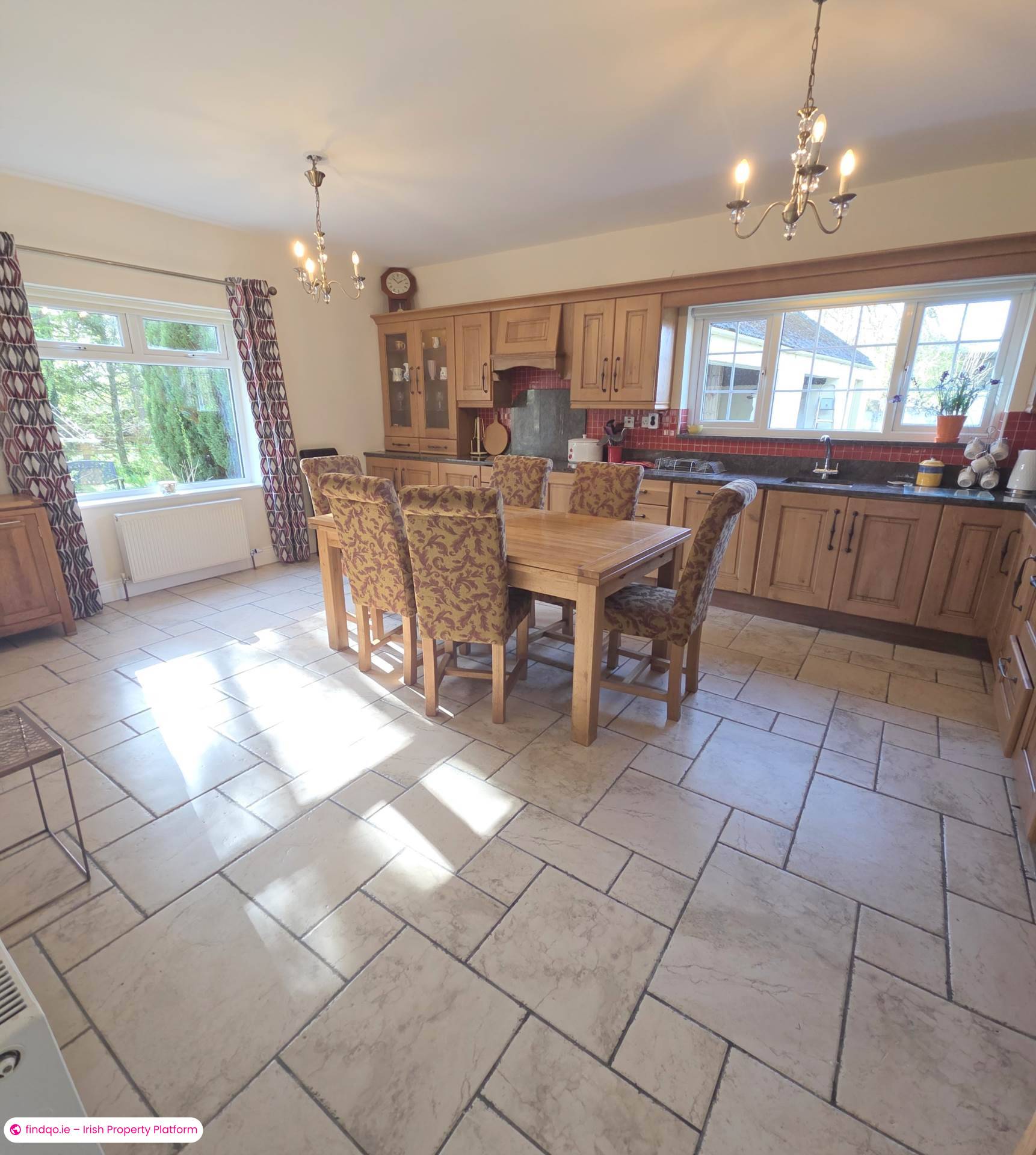 4 Bedroom Detached house for Rent in Turloughmore, Galway