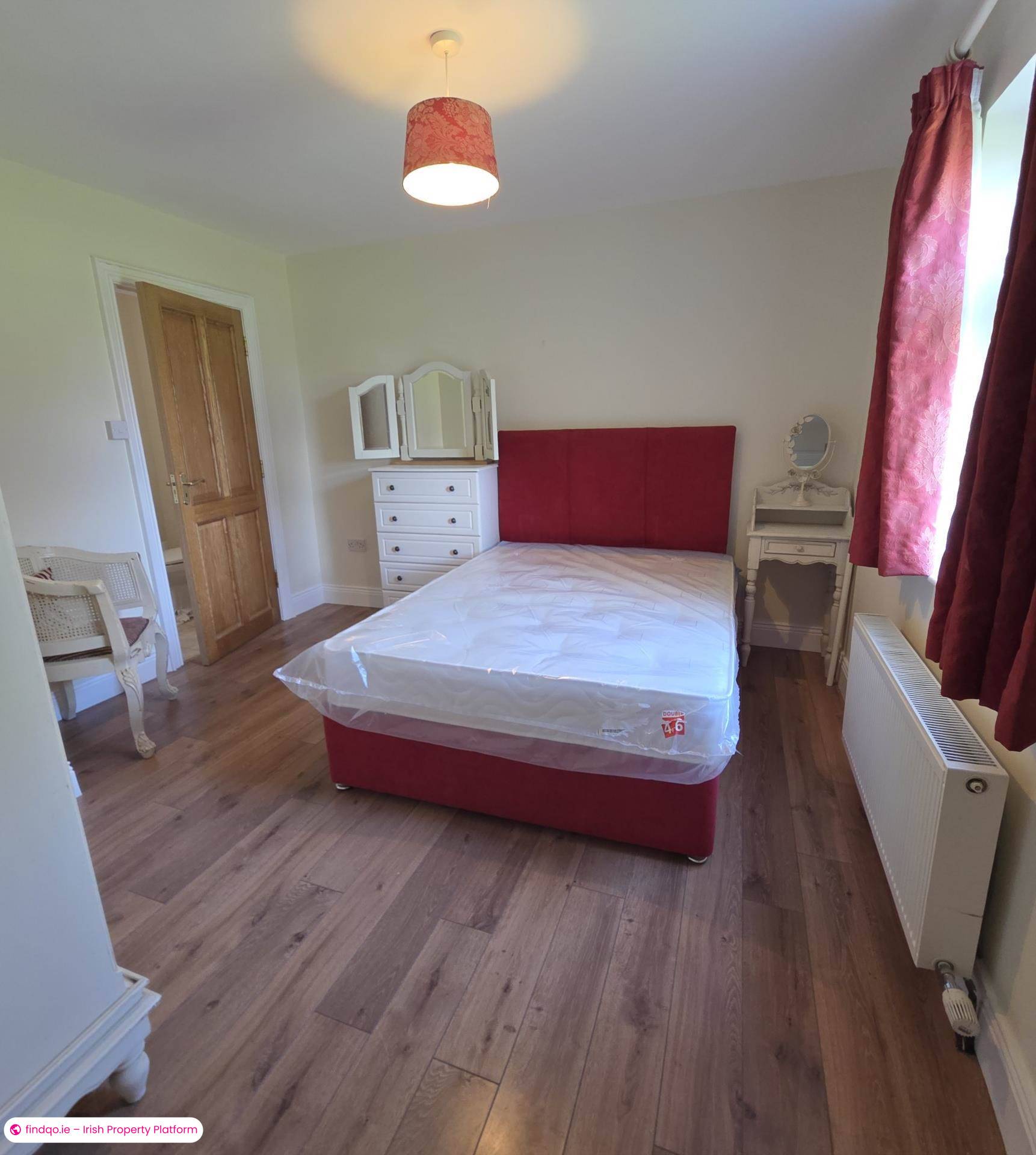 4 Bedroom Detached house for Rent in Turloughmore, Galway