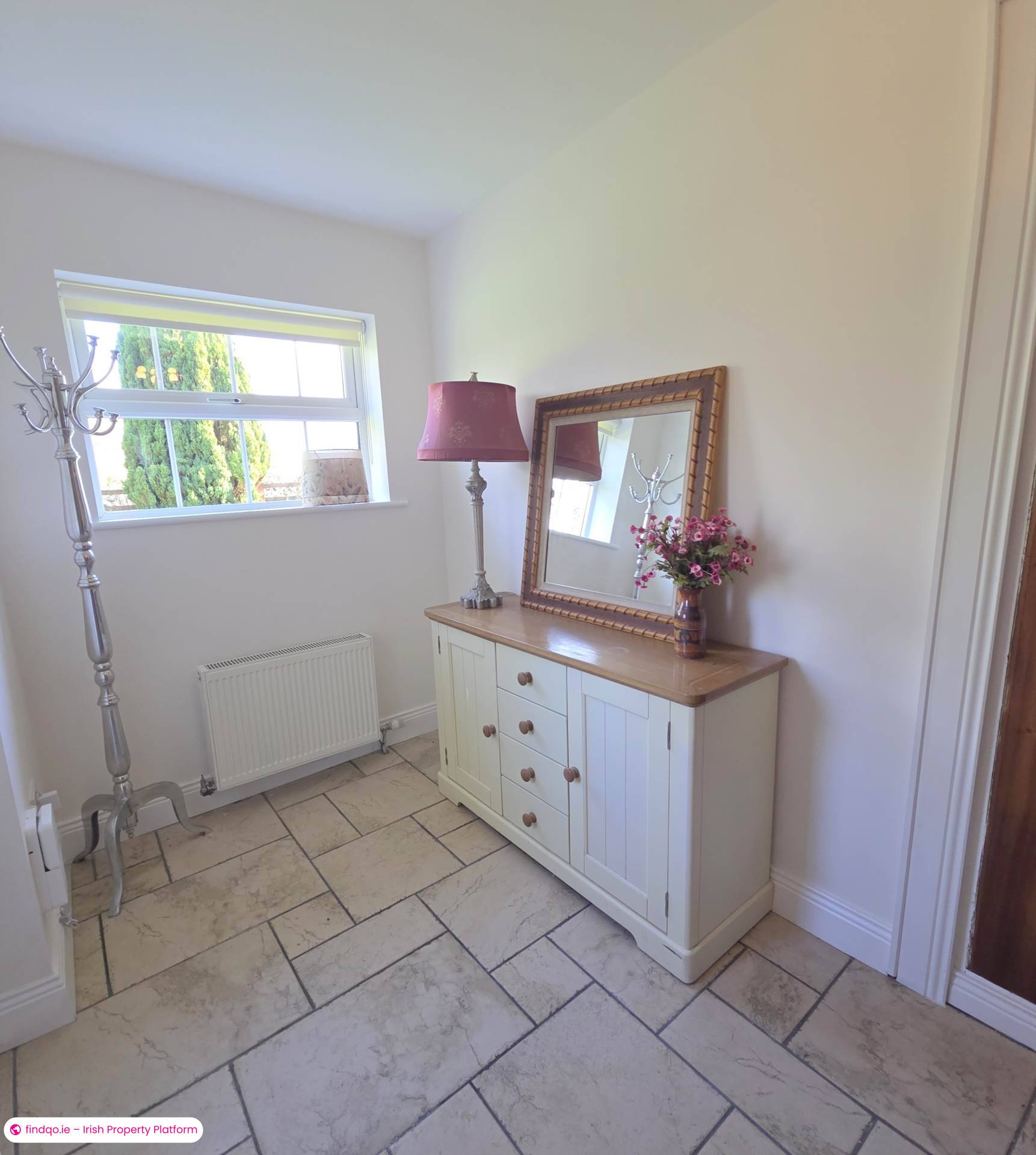 4 Bedroom Detached house for Rent in Turloughmore, Galway