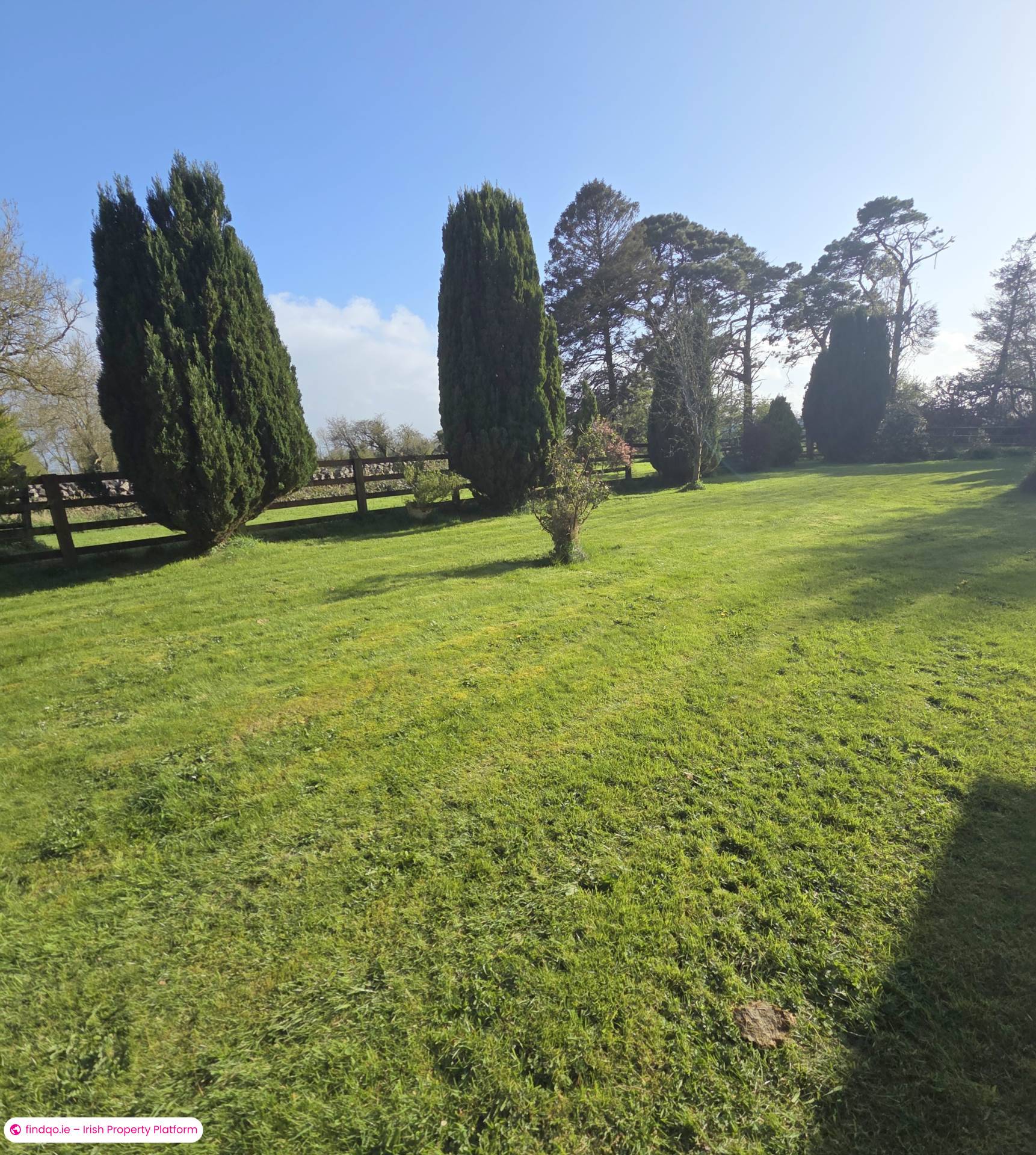 4 Bedroom Detached house for Rent in Turloughmore, Galway