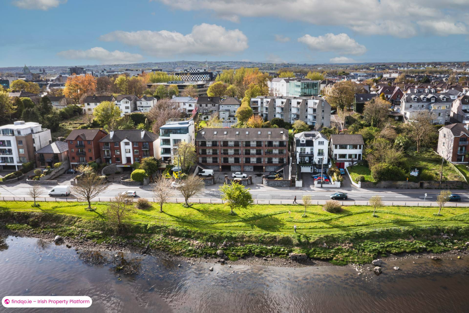 Apartment for Sale in 9 Bayview Court,Lough Atalia, Galway